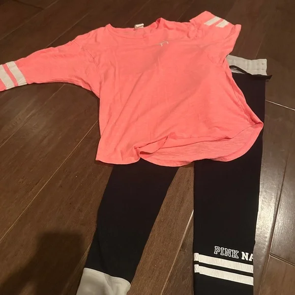 Women’s Bundle - Picture 4 of 8